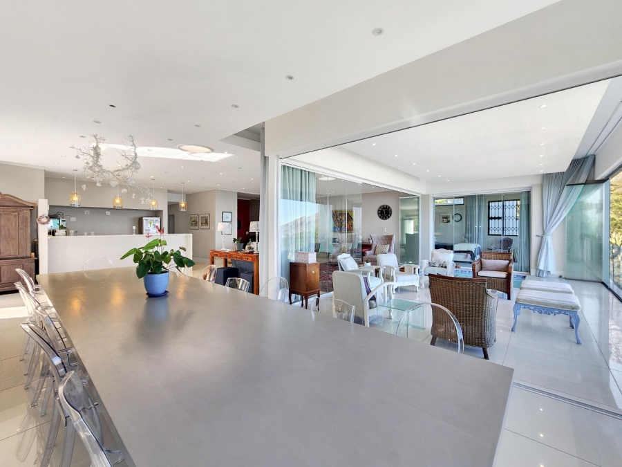 11 Bedroom Property for Sale in Camps Bay Western Cape